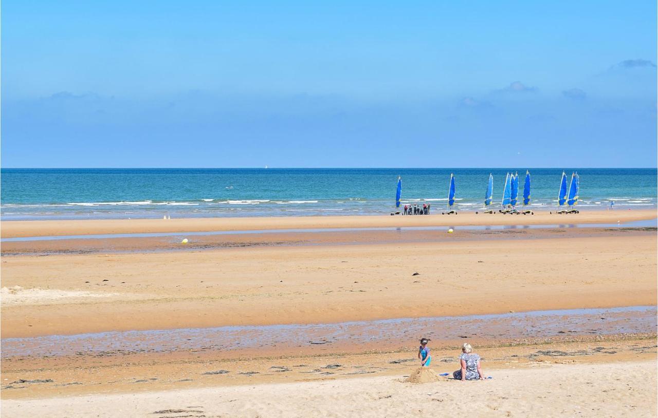 4 Bedroom Cozy Home In Port-En-Bessin-Huppain Exterior foto